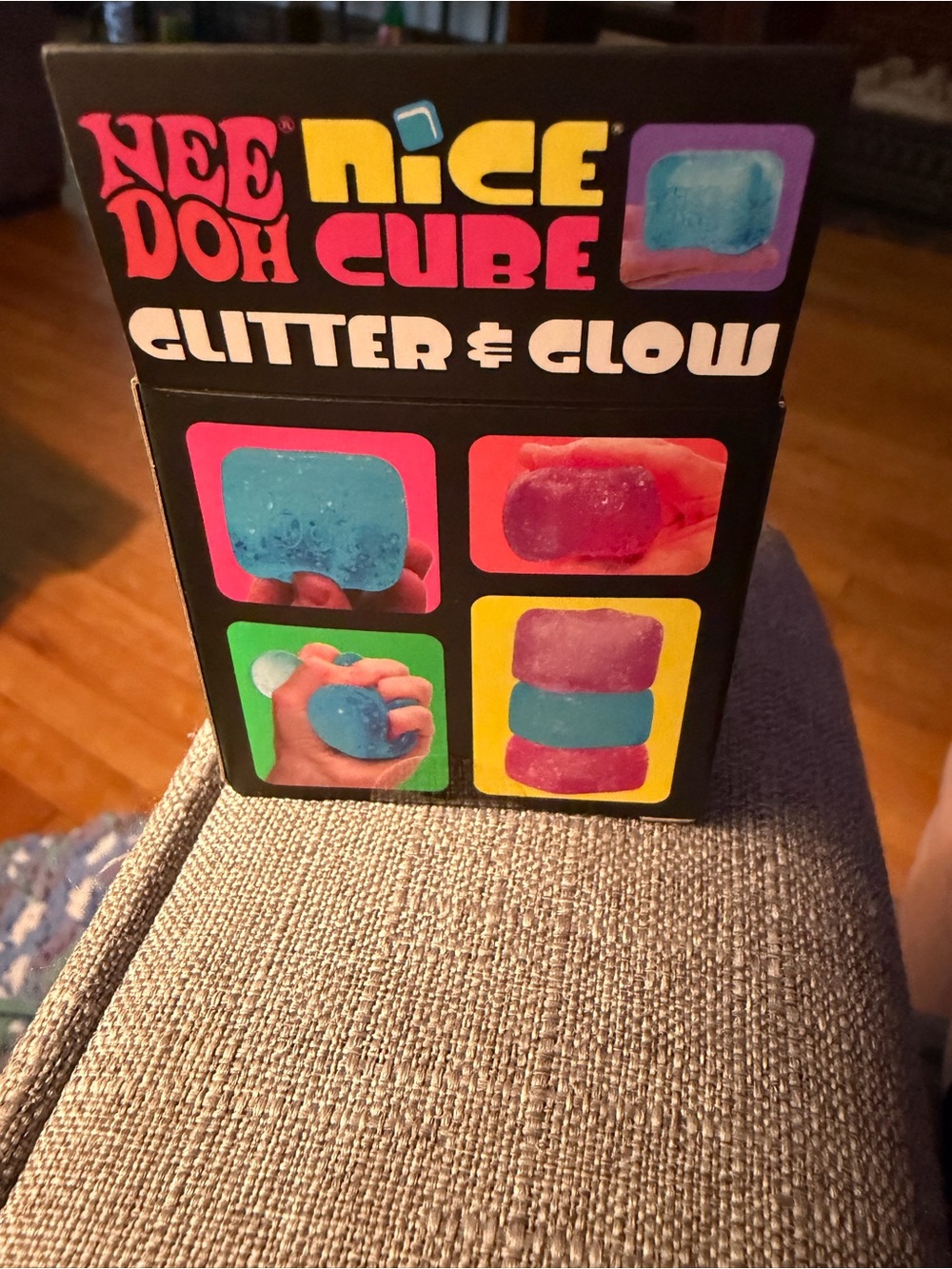Nice Cube Glitter & Glow pink Stress Toy - Picture 5 of 6